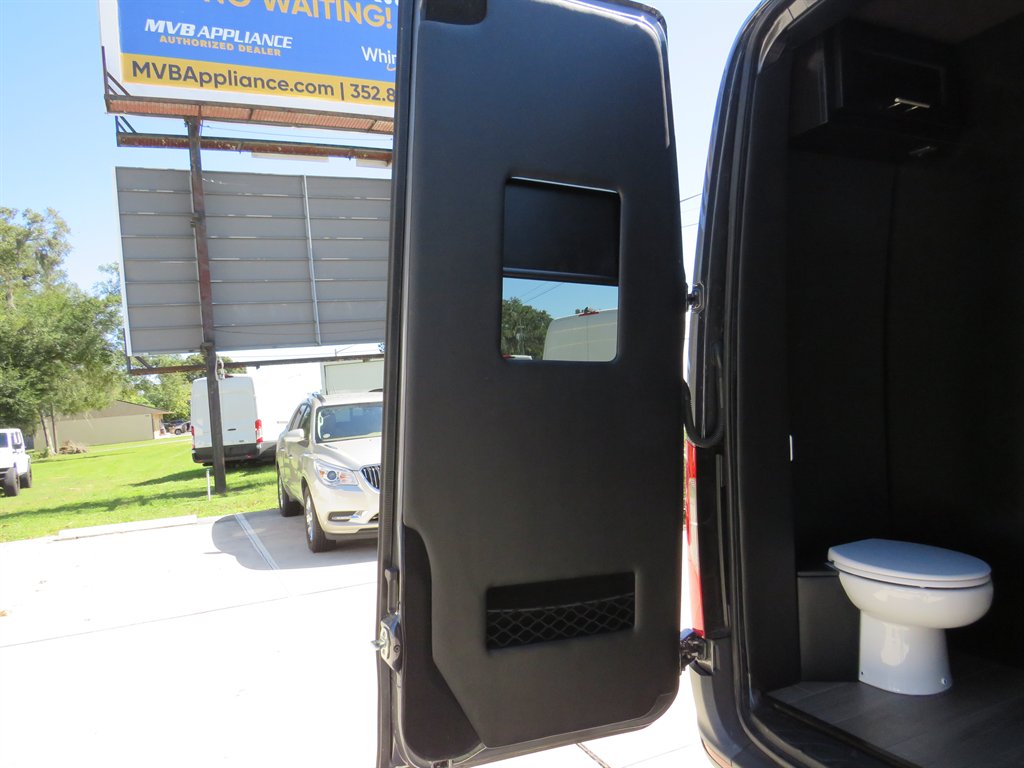 2022 Mercedes-Benz Sprinter Cargo Van Base - Photo 14