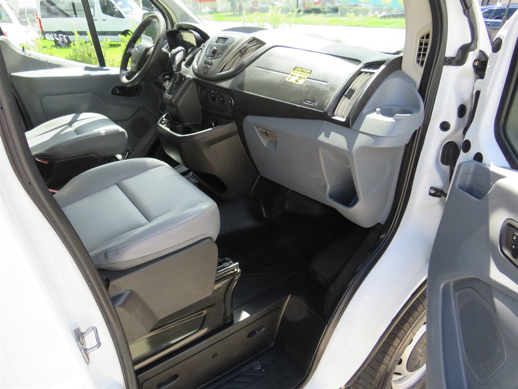 2018 Ford Transit Chassis Cab Base - Photo 17